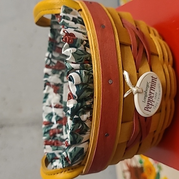 Longaberger Small 2004 Tree Trimming Basket Combo *PEPPERMINT* - Picture 2 of 6